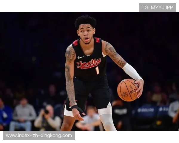 爵士队战绩稳步提升，冲击季后赛，爵士队比赛最新战况