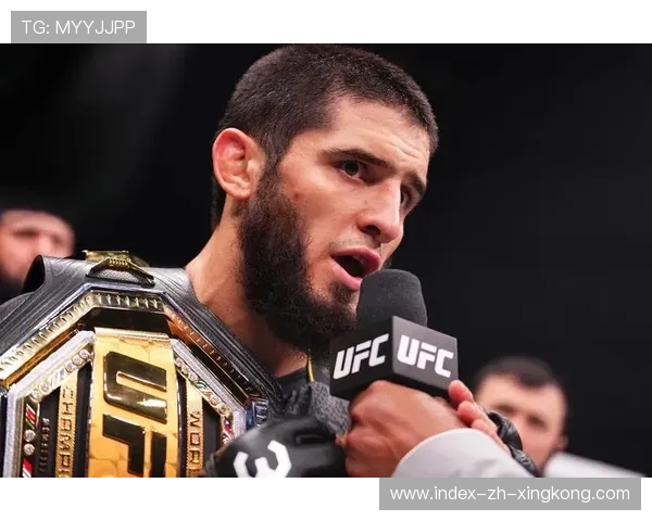 MMA轻量级对决速度与技巧兼备 MMA轻量级对决速度与技巧兼备