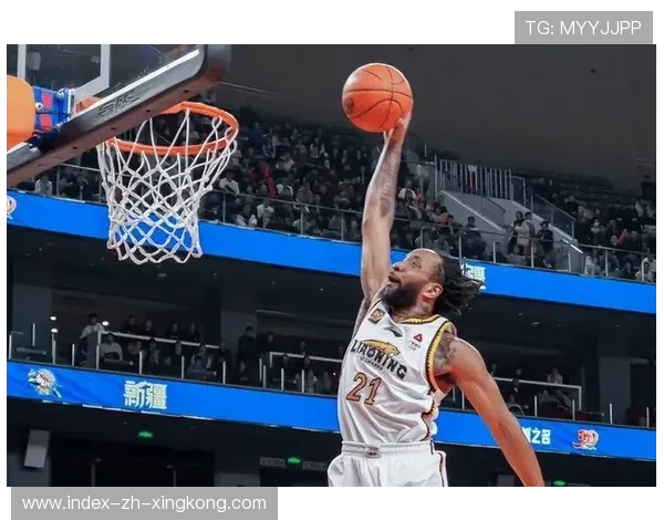 CBA远距离三分稳稳命中:篮球场上的杀手锏 CBA远距离三分稳稳命中:篮球场上的杀手锏